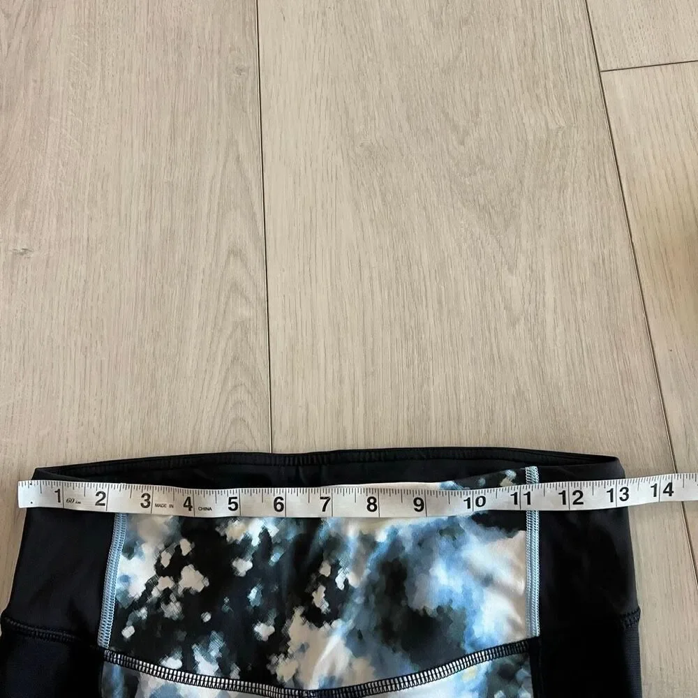 Lululemon Stop At Nothing Crop Black / Mini Blooming Pixie Aquamarine Multi size